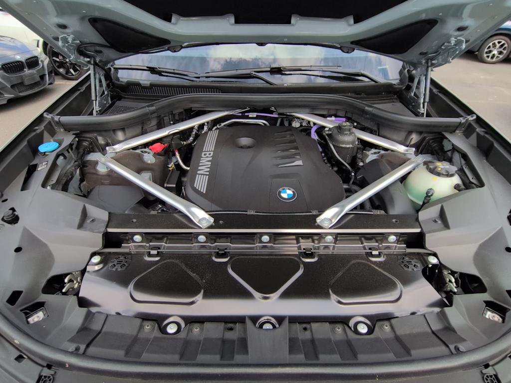 Thumbnail: 2026 BMW X7 - 9