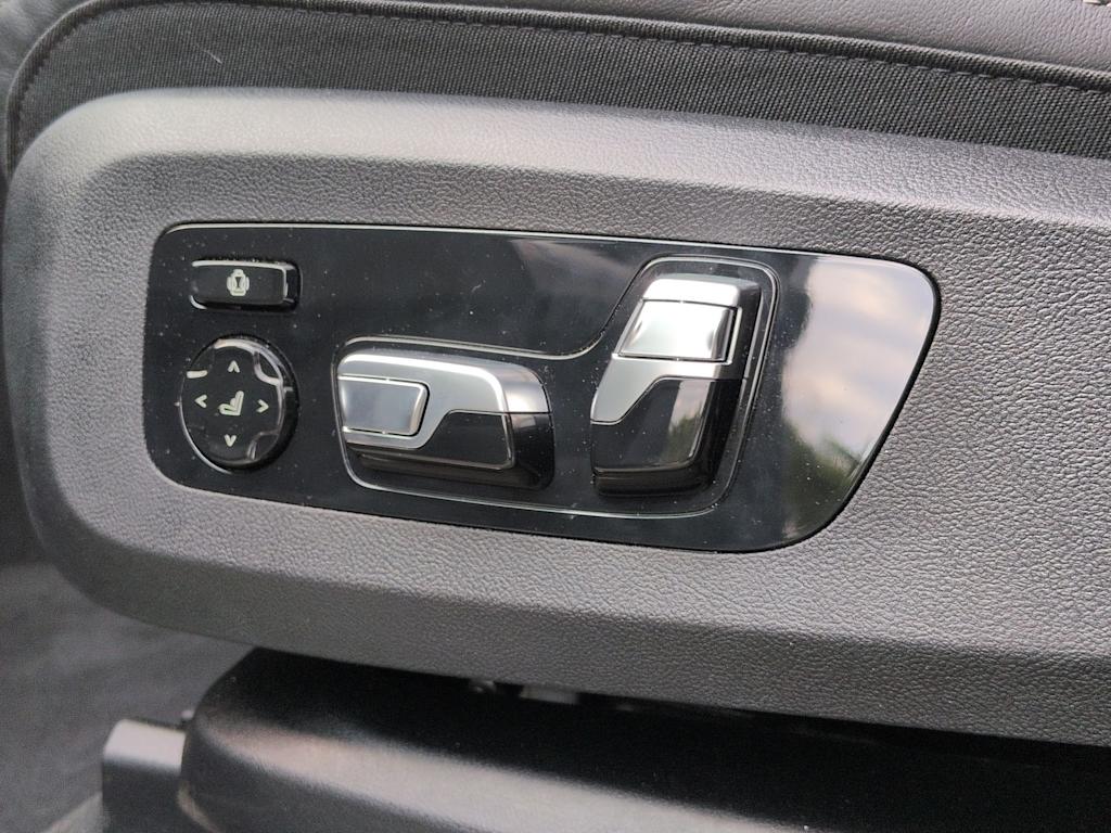 Thumbnail: 2026 BMW X7 - 27