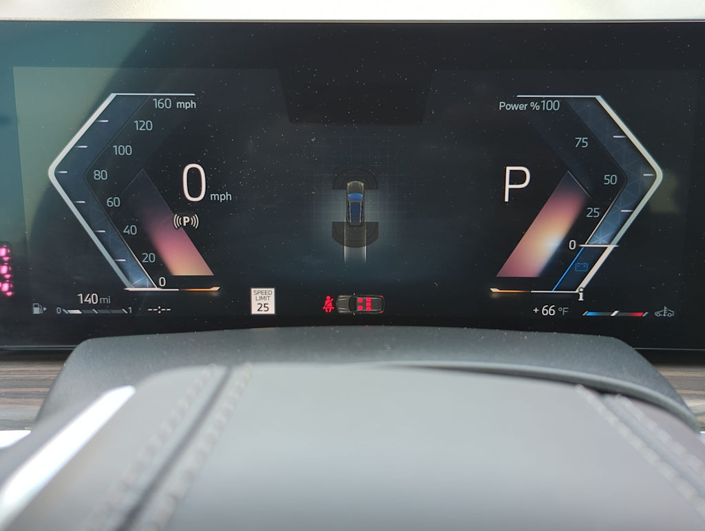 2024 BMW X7 xDrive40i 13