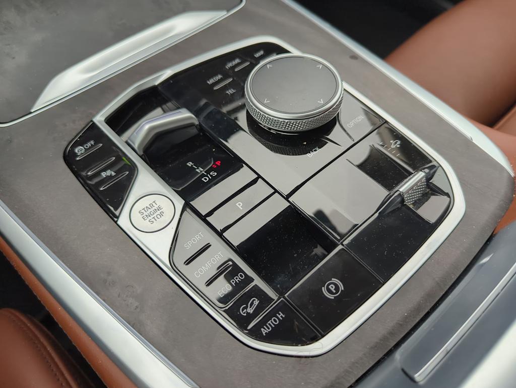 Thumbnail: 2023 BMW X7 - 37