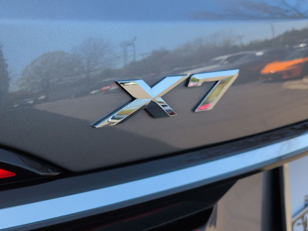 Thumbnail: 2024 BMW X7 - 26