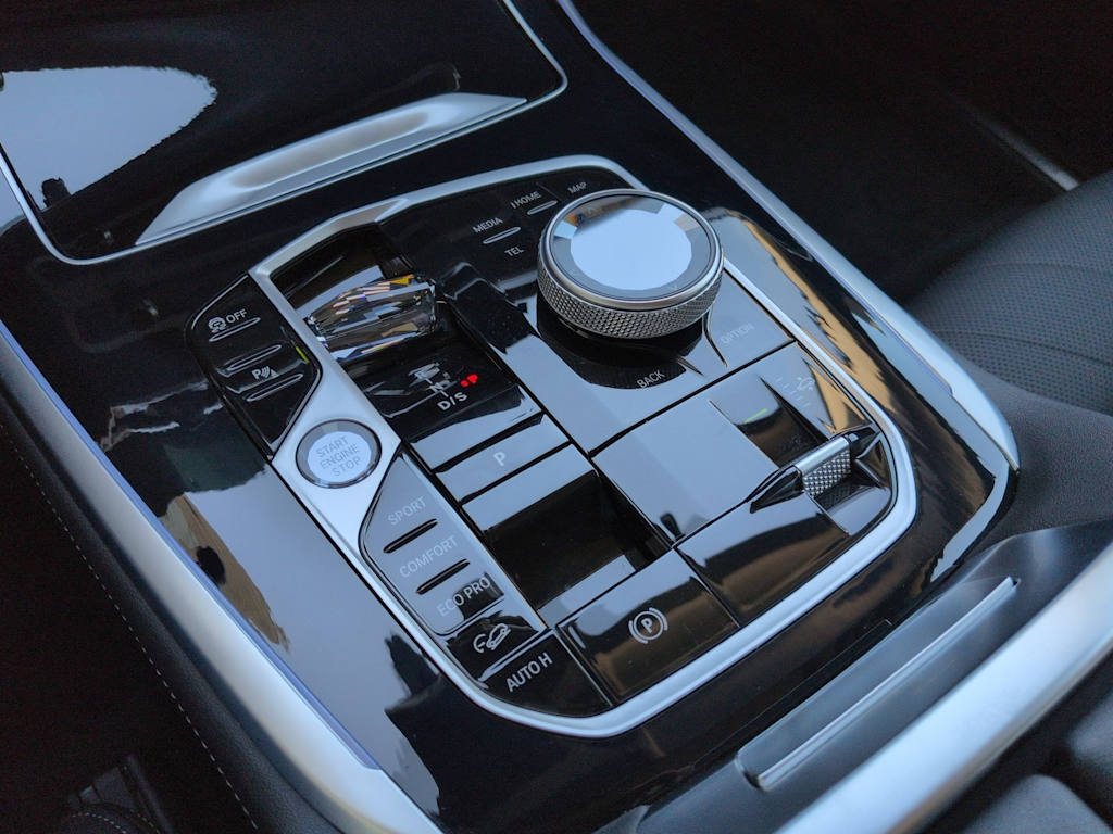 Thumbnail: 2024 BMW X7 - 38