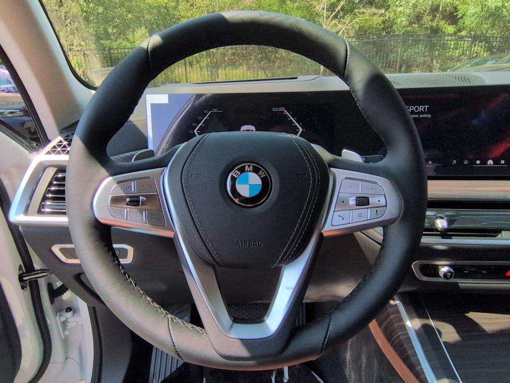 Thumbnail: 2027 BMW X7 - 14