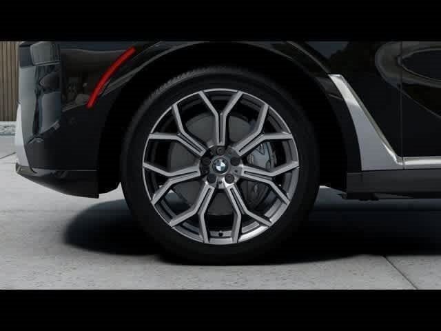 Thumbnail: 2025 BMW X7 - 8