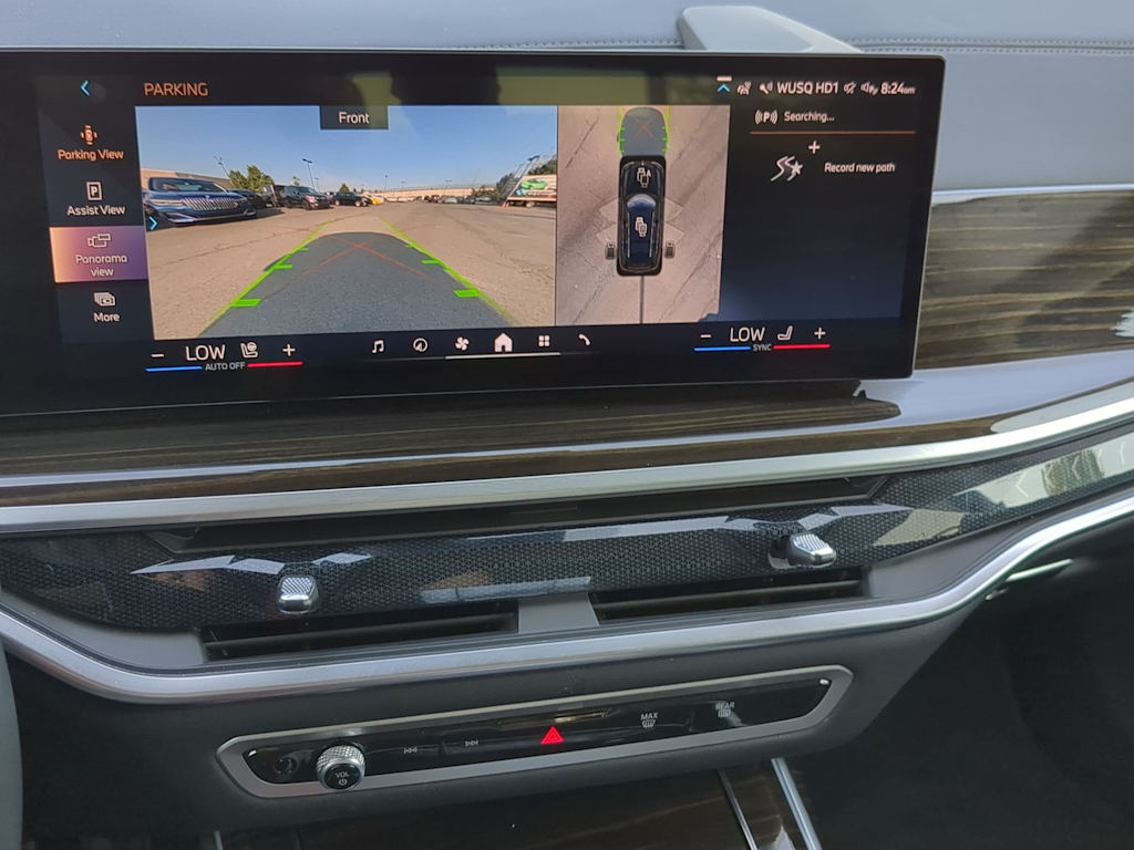 Thumbnail: 2024 BMW X7 - 14