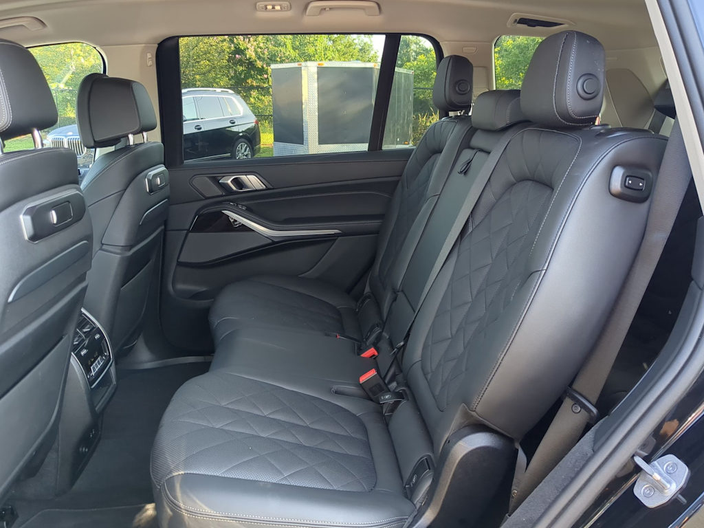 Thumbnail: 2024 BMW X7 - 28