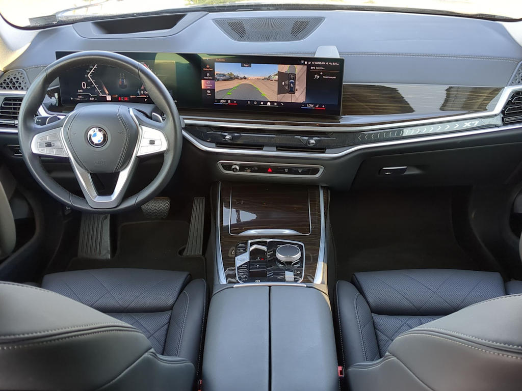 Thumbnail: 2024 BMW X7 - 9