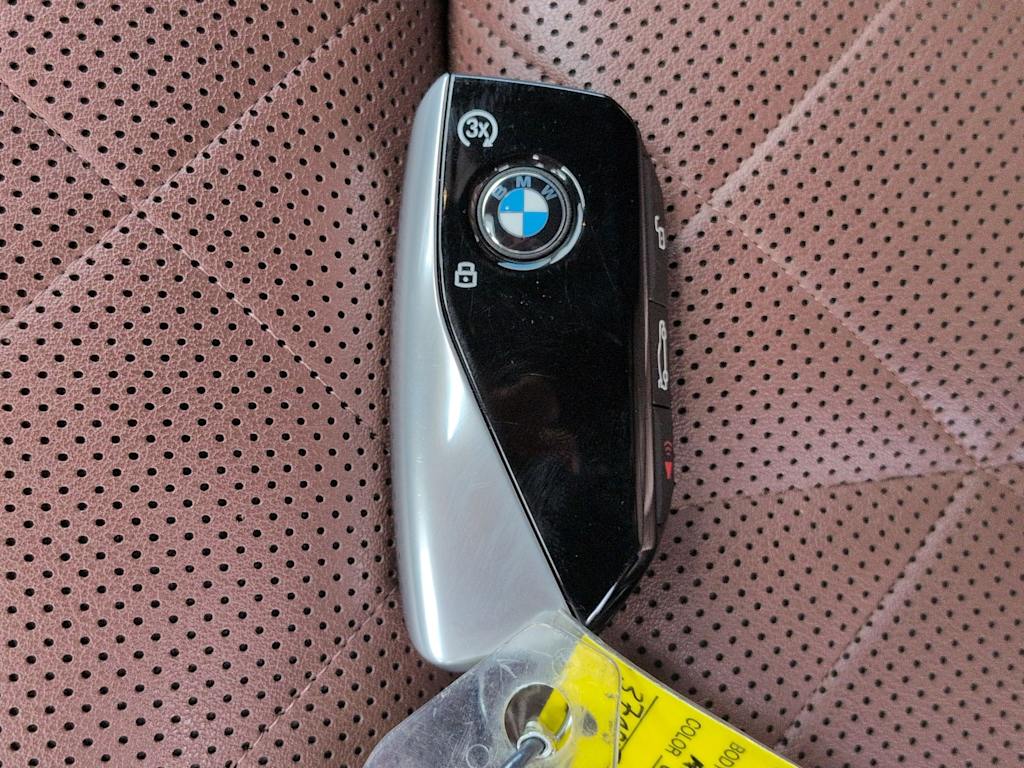 Thumbnail: 2024 BMW X7 - 19