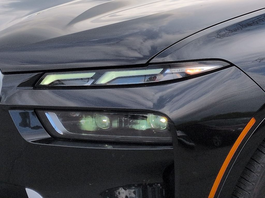 Thumbnail: 2026 BMW X7 - 22