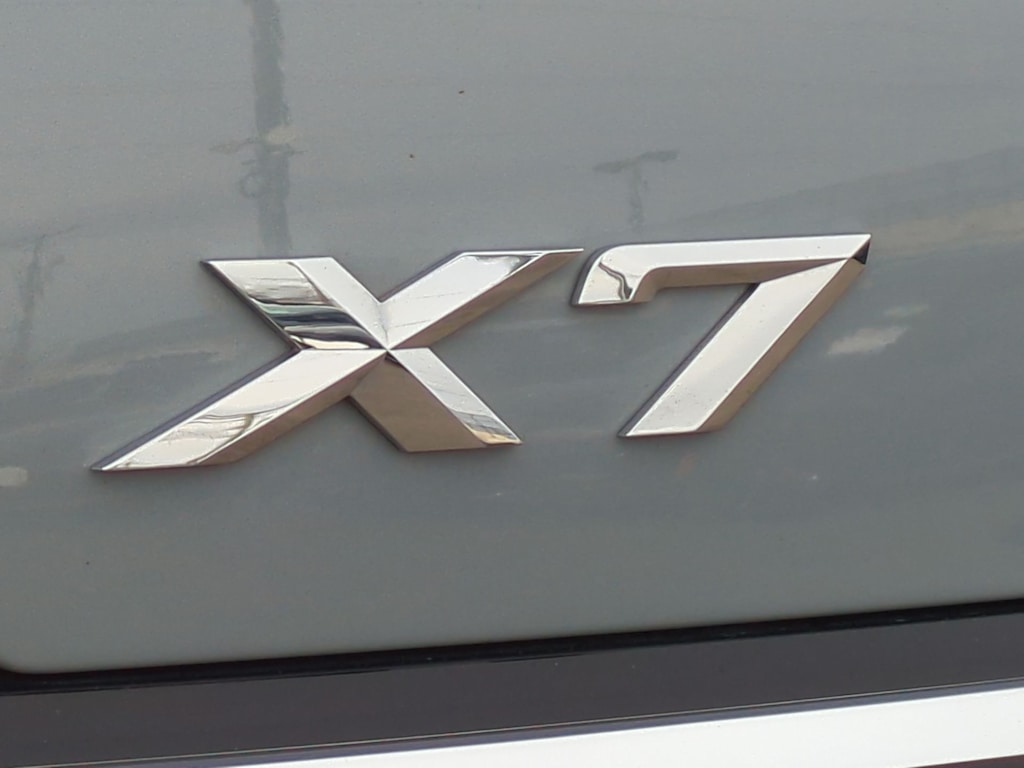 Thumbnail: 2023 BMW X7 - 25