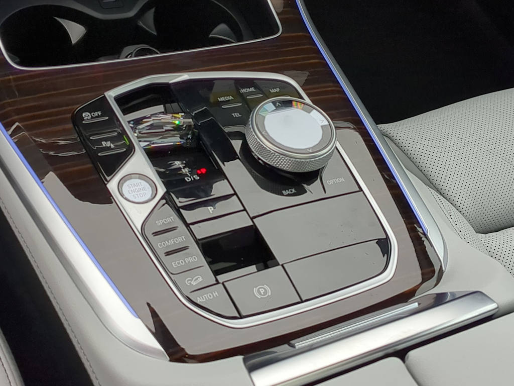 Thumbnail: 2026 BMW X5 - 16