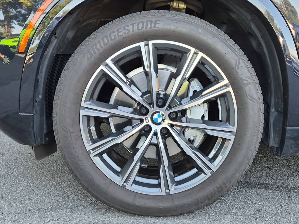 Thumbnail: 2024 BMW X5 - 8