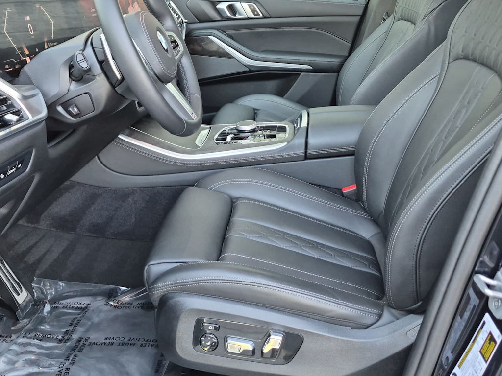 Thumbnail: 2024 BMW X5 - 11