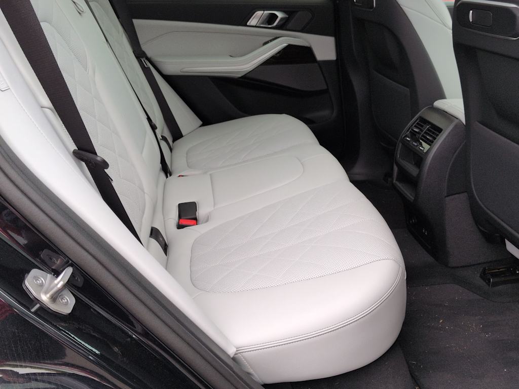 Thumbnail: 2026 BMW X5 - 27