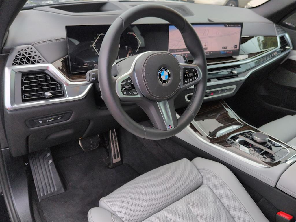 Thumbnail: 2026 BMW X5 - 2