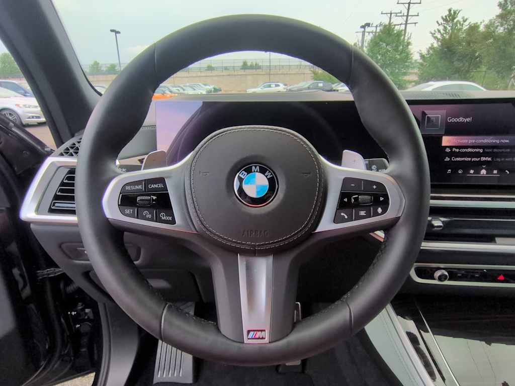 Thumbnail: 2026 BMW X5 - 13