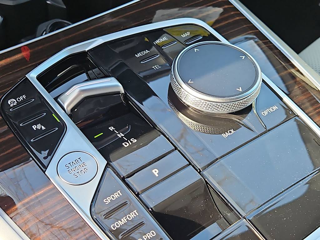 Thumbnail: 2026 BMW X5 - 33