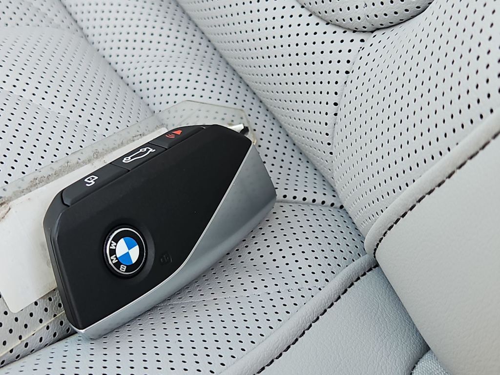 Thumbnail: 2026 BMW X5 - 17