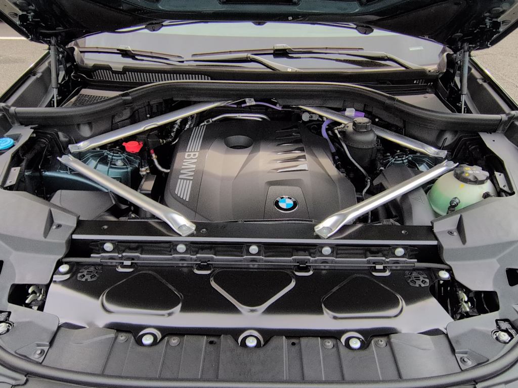 Thumbnail: 2026 BMW X5 - 9