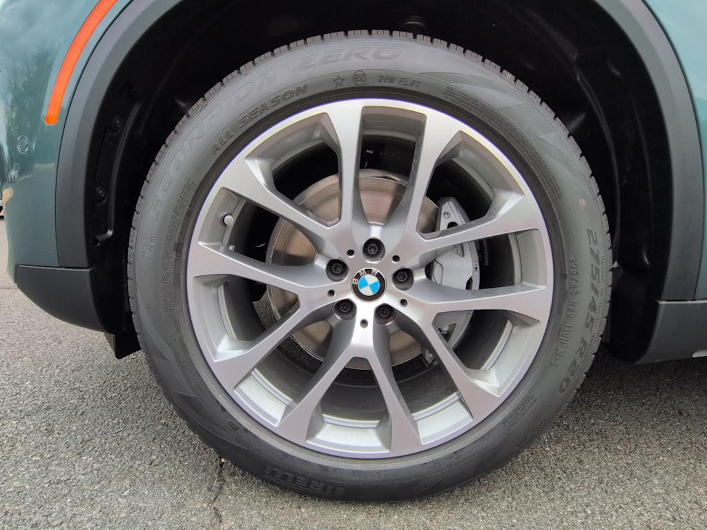 Thumbnail: 2026 BMW X5 - 8