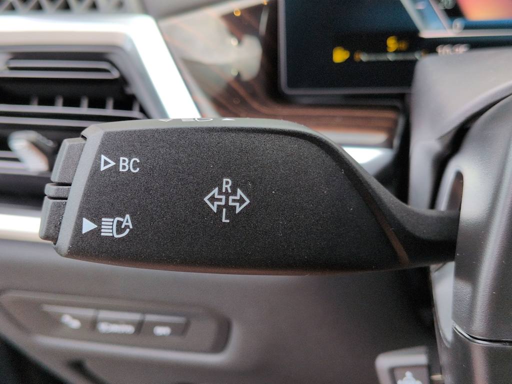 Thumbnail: 2026 BMW X5 - 15