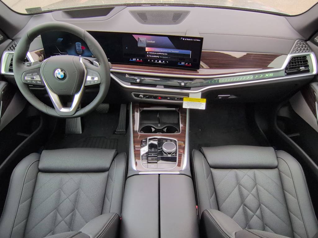 Thumbnail: 2026 BMW X5 - 10