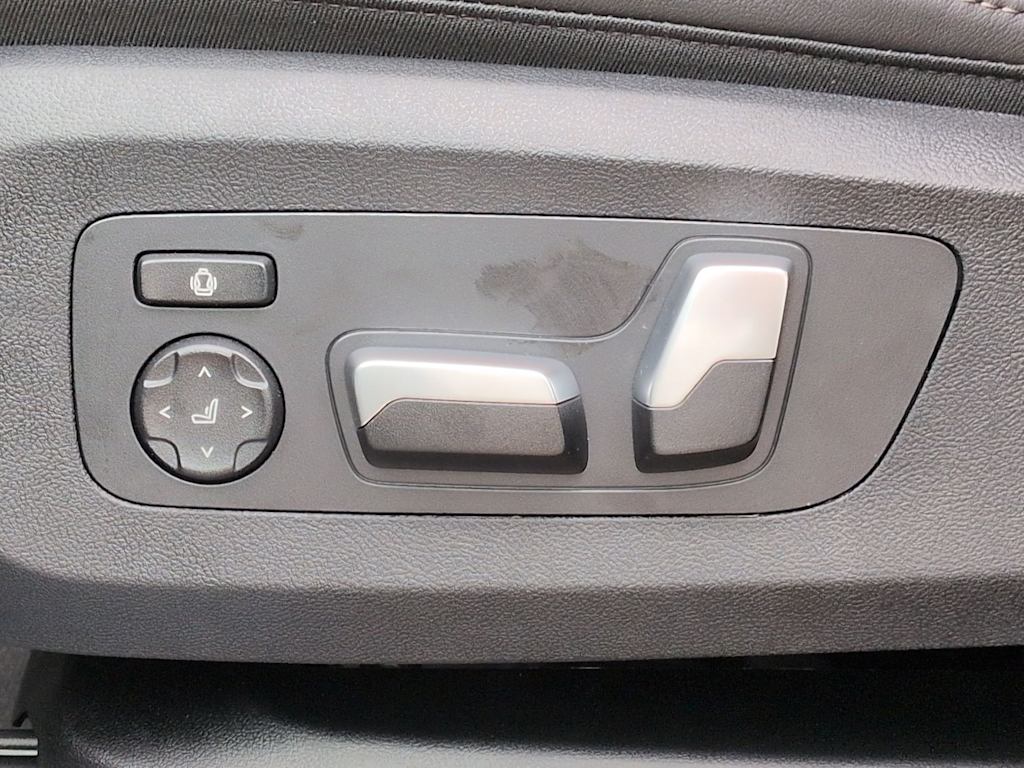 Thumbnail: 2026 BMW X5 - 26