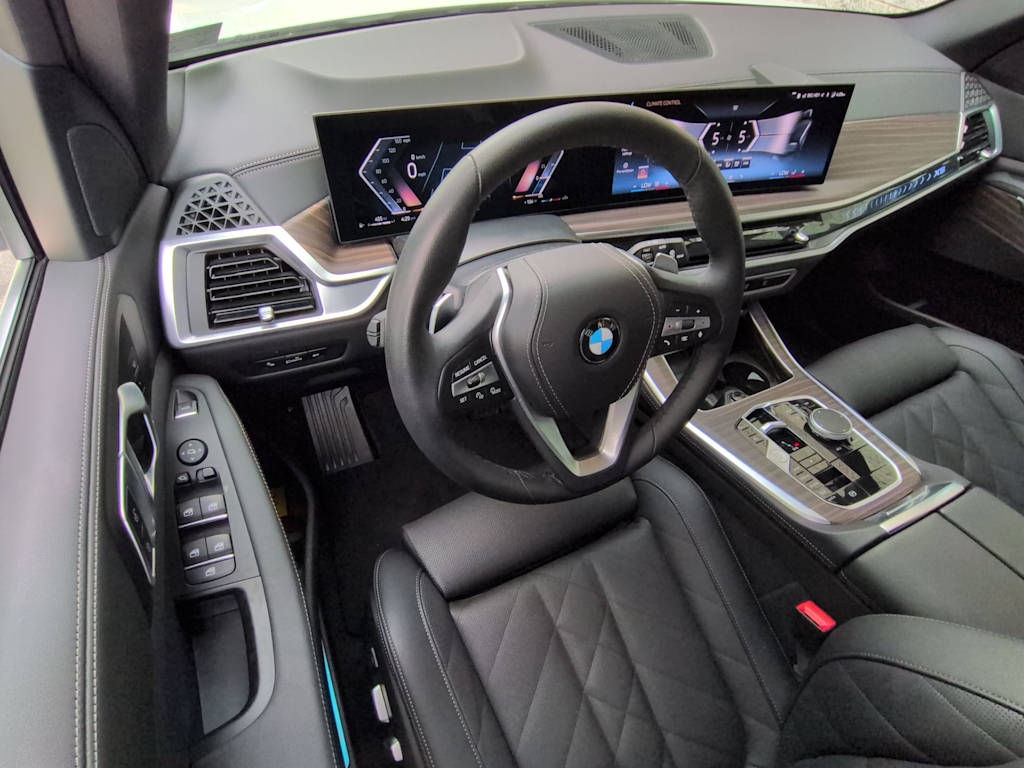Thumbnail: 2026 BMW X5 - 2