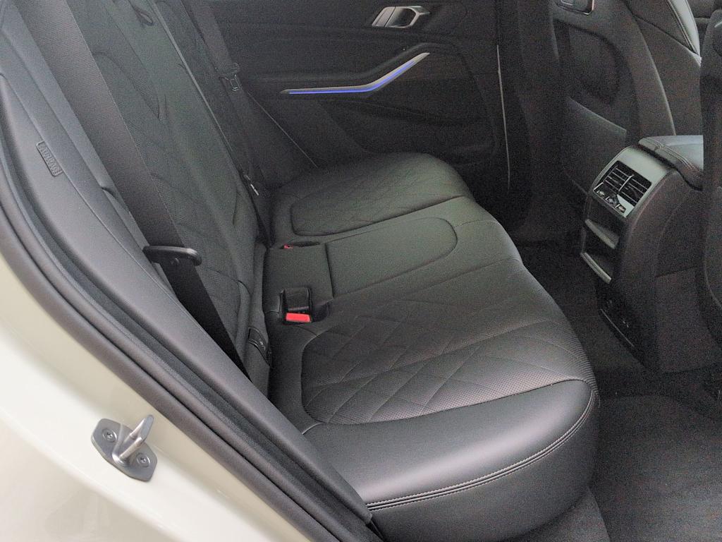 Thumbnail: 2026 BMW X5 - 30