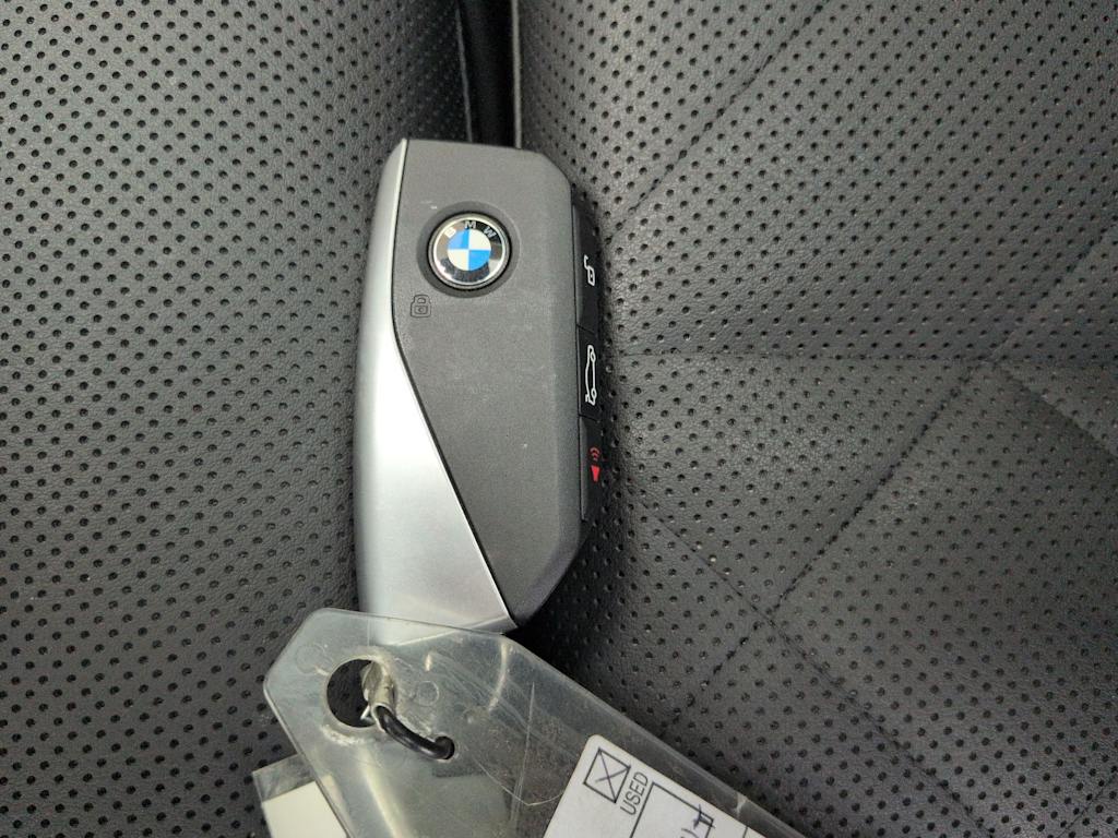Thumbnail: 2026 BMW X5 - 19