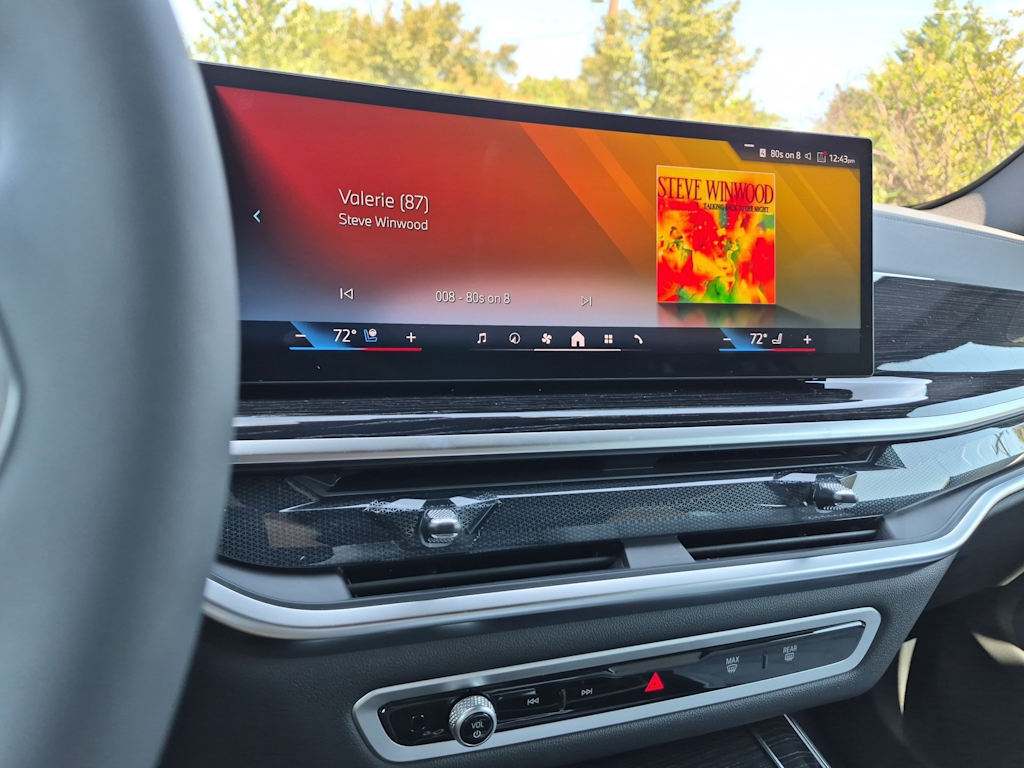 Thumbnail: 2026 BMW X5 - 15