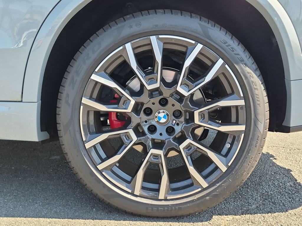Thumbnail: 2026 BMW X5 - 8