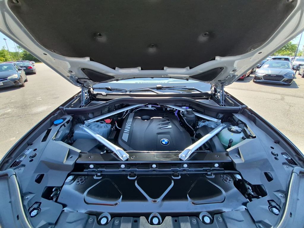 Thumbnail: 2026 BMW X5 - 9
