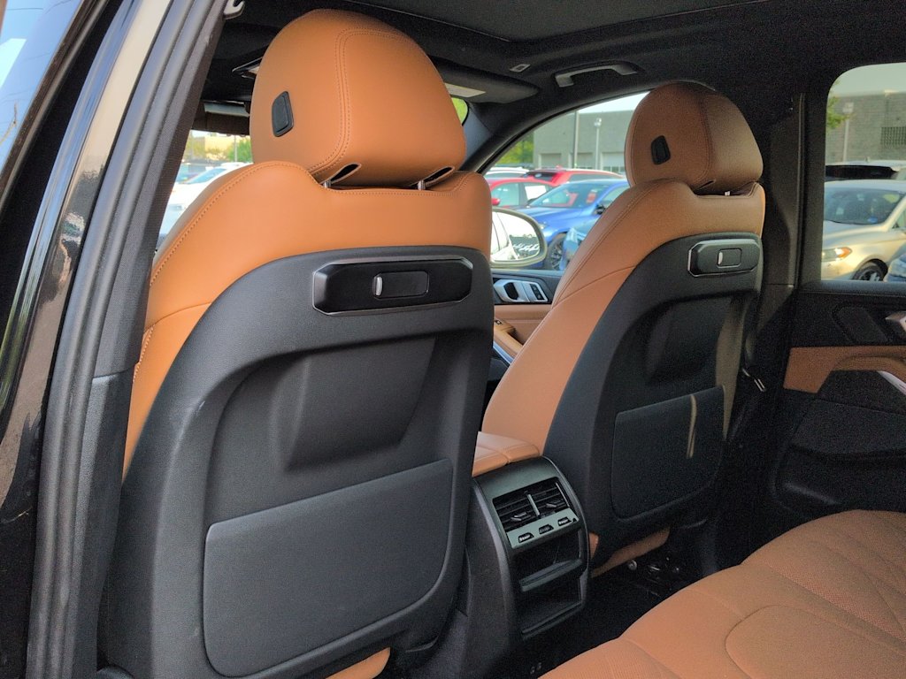 Thumbnail: 2025 BMW X5 - 13