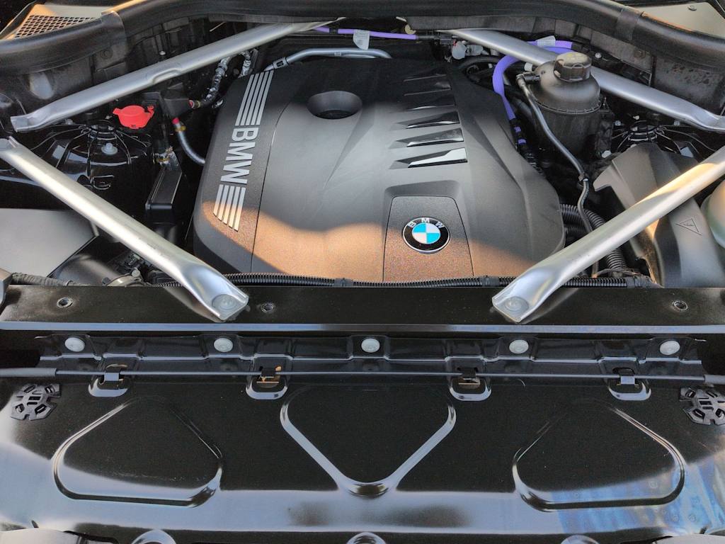 Thumbnail: 2025 BMW X5 - 9