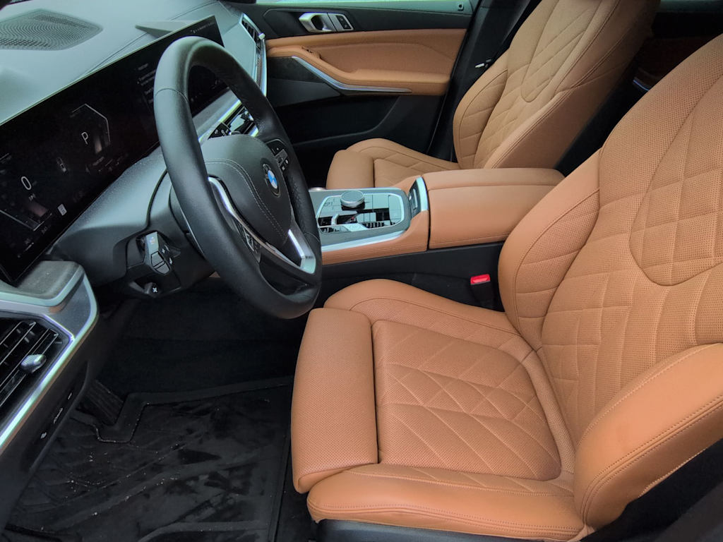 Thumbnail: 2024 BMW X5 - 11