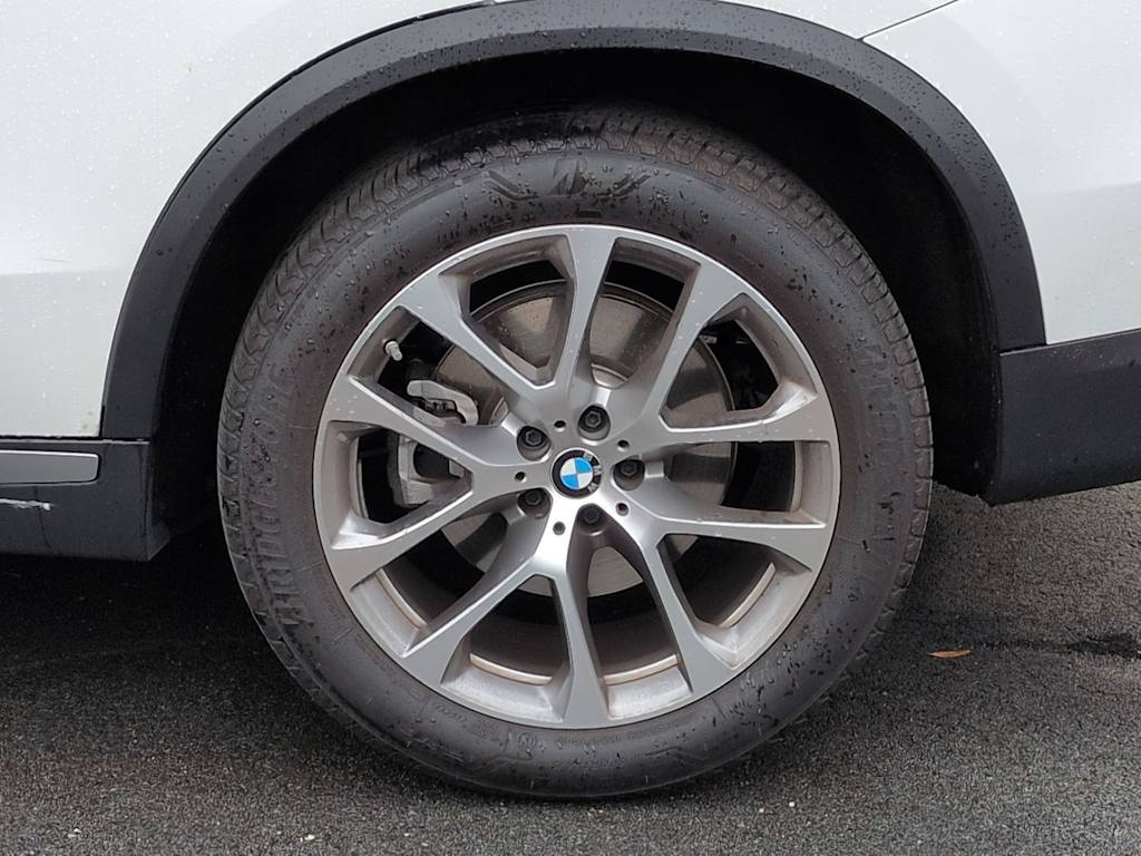 Thumbnail: 2024 BMW X5 - 8