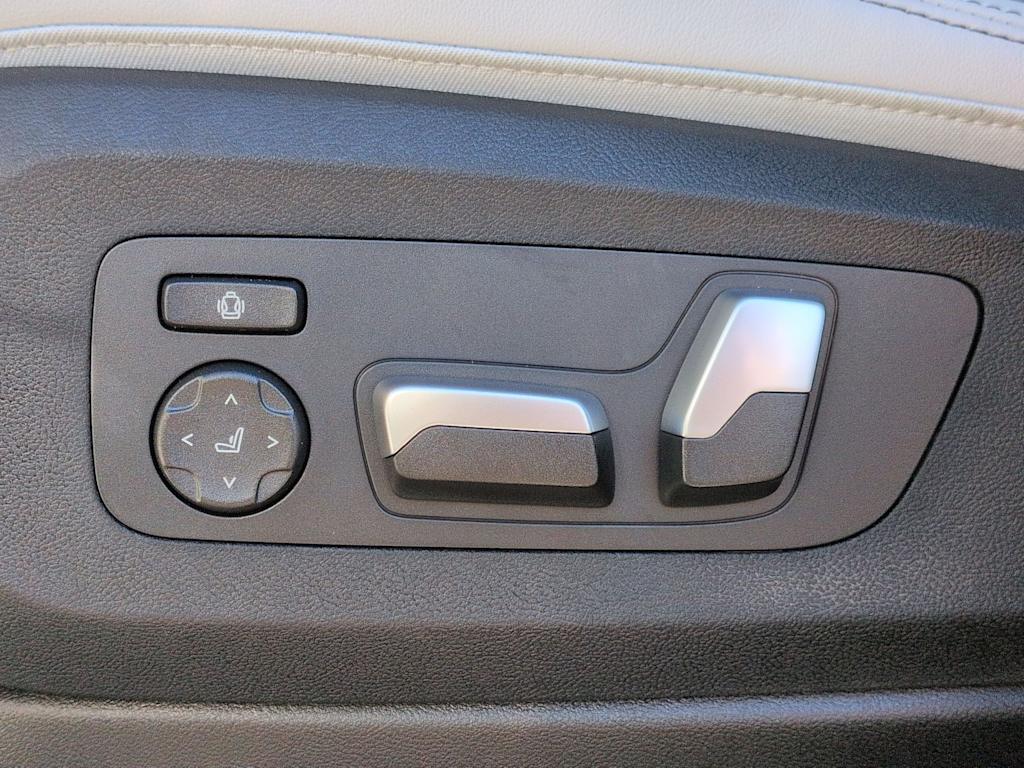 Thumbnail: 2026 BMW X5 - 26
