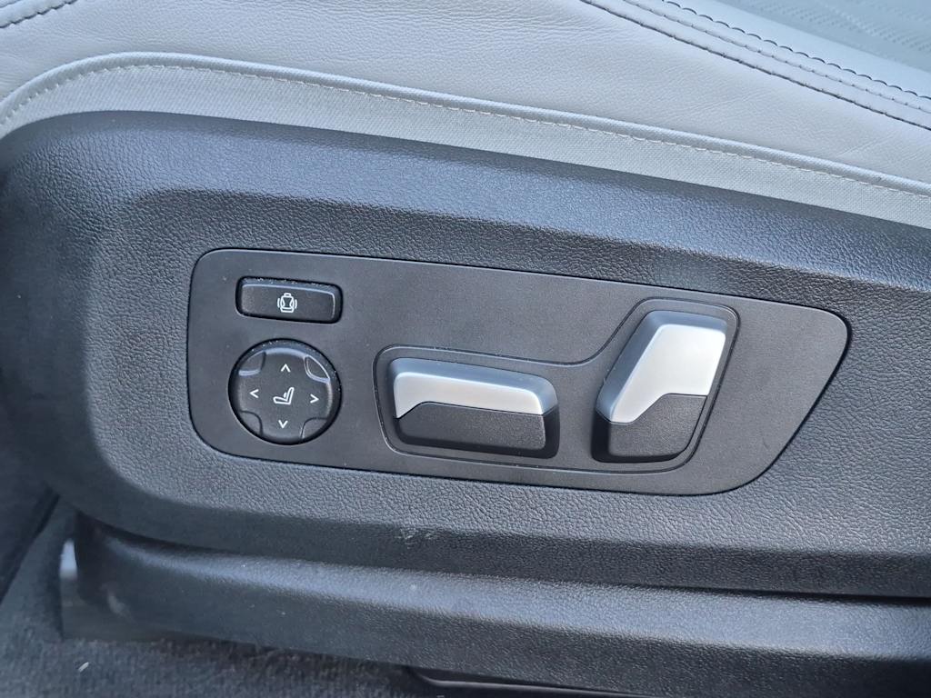 Thumbnail: 2026 BMW X5 - 27