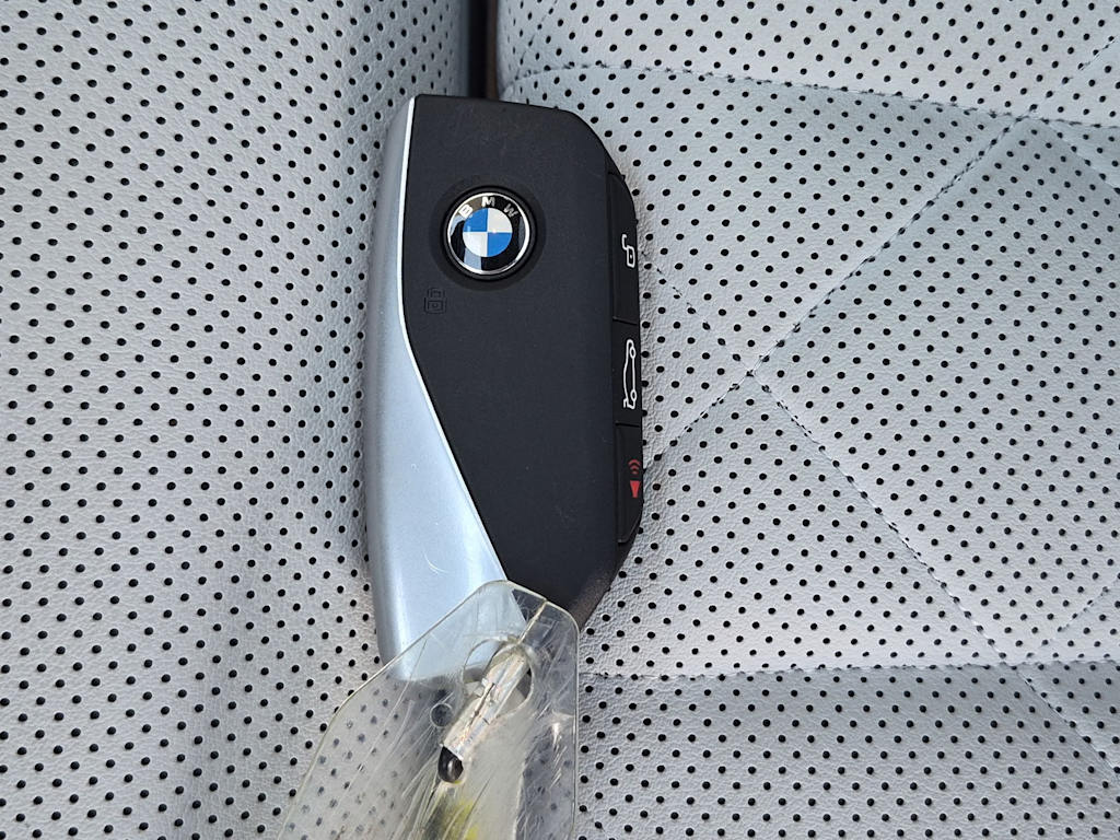 Thumbnail: 2026 BMW X5 - 19