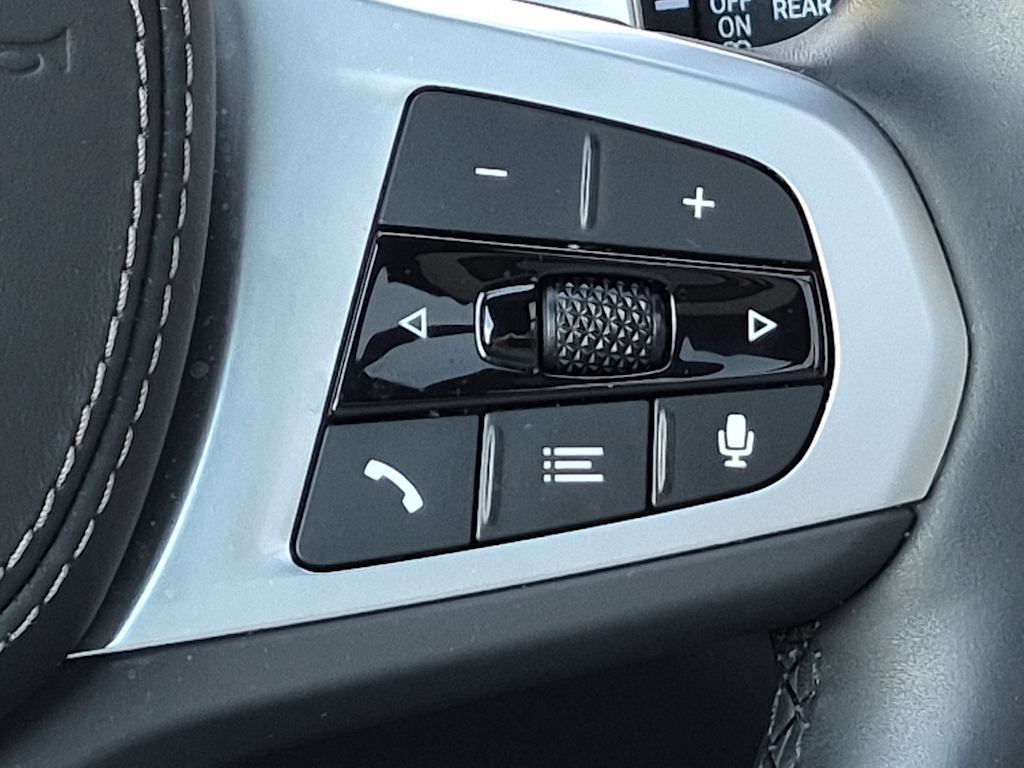 Thumbnail: 2026 BMW X5 - 33