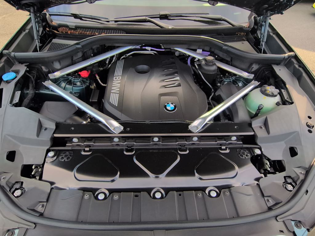 Thumbnail: 2026 BMW X5 - 9