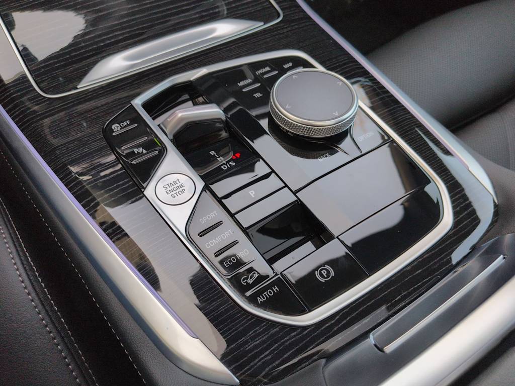 Thumbnail: 2026 BMW X5 - 38