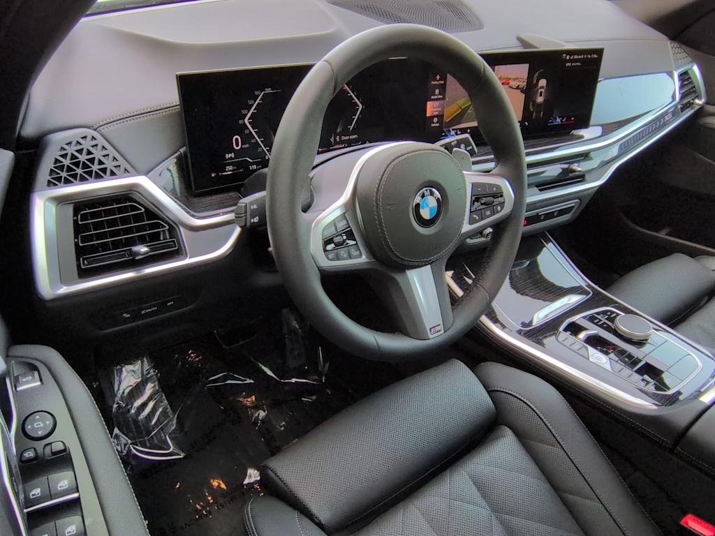 Thumbnail: 2026 BMW X5 - 2