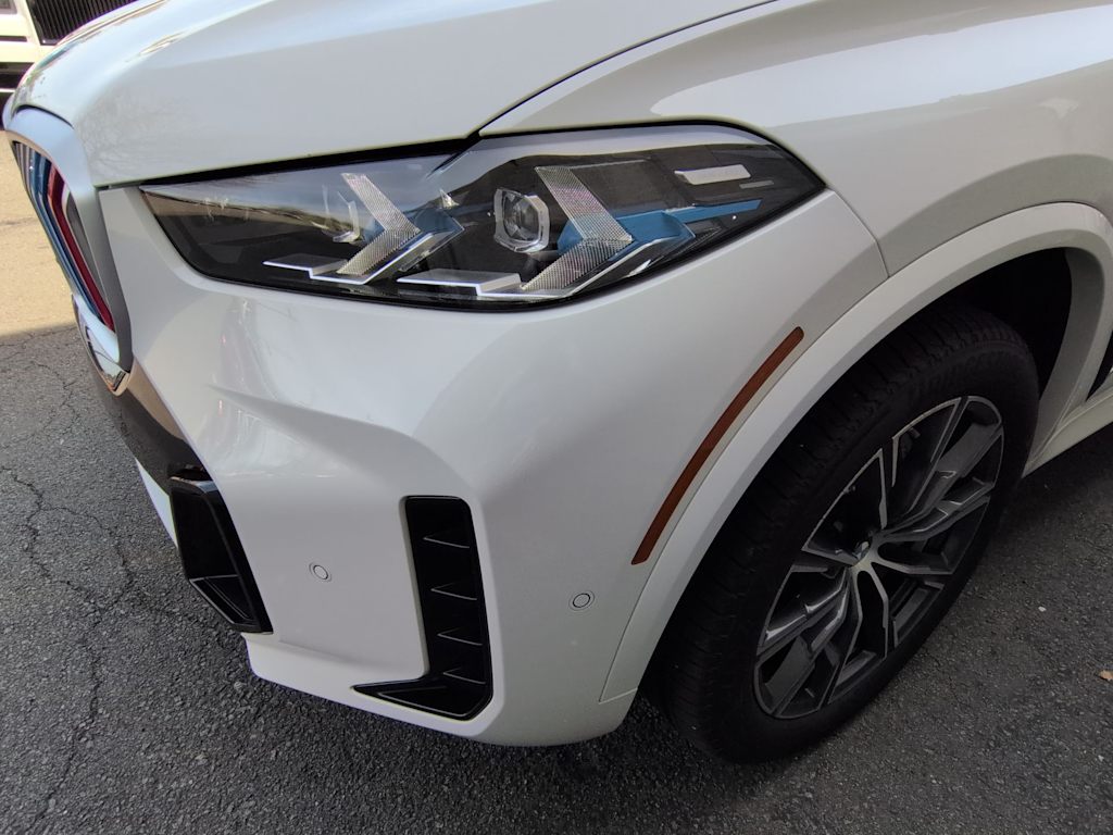 Thumbnail: 2026 BMW X5 - 25