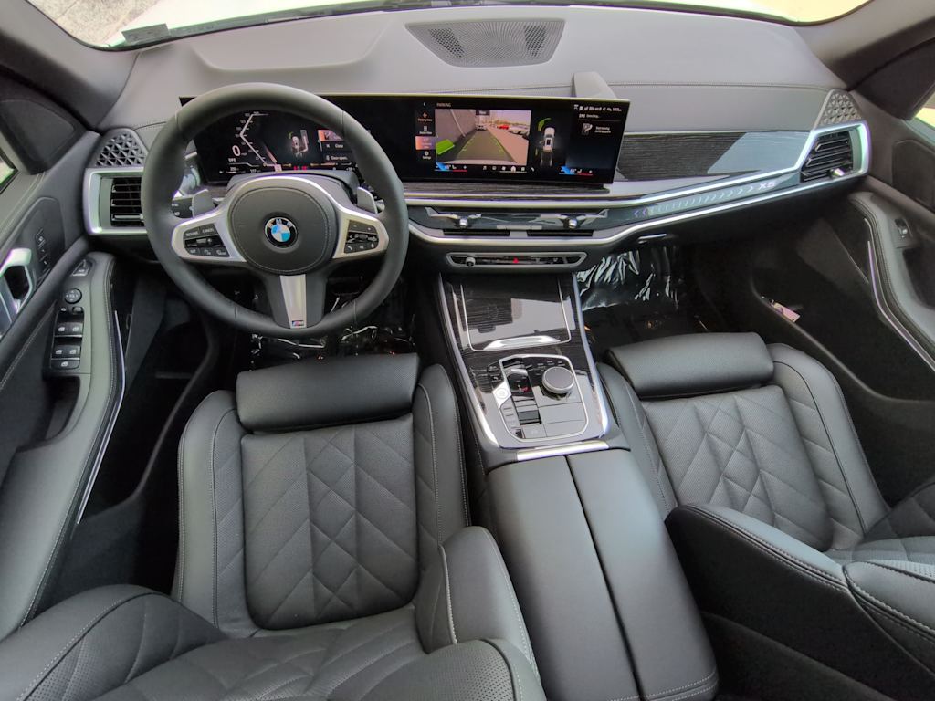Thumbnail: 2026 BMW X5 - 10