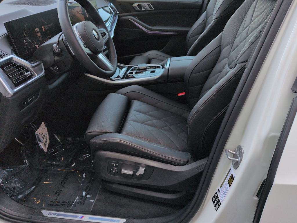 Thumbnail: 2026 BMW X5 - 11