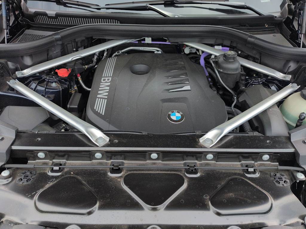 Thumbnail: 2026 BMW X5 - 9