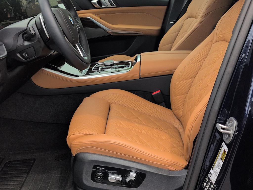 Thumbnail: 2026 BMW X5 - 11