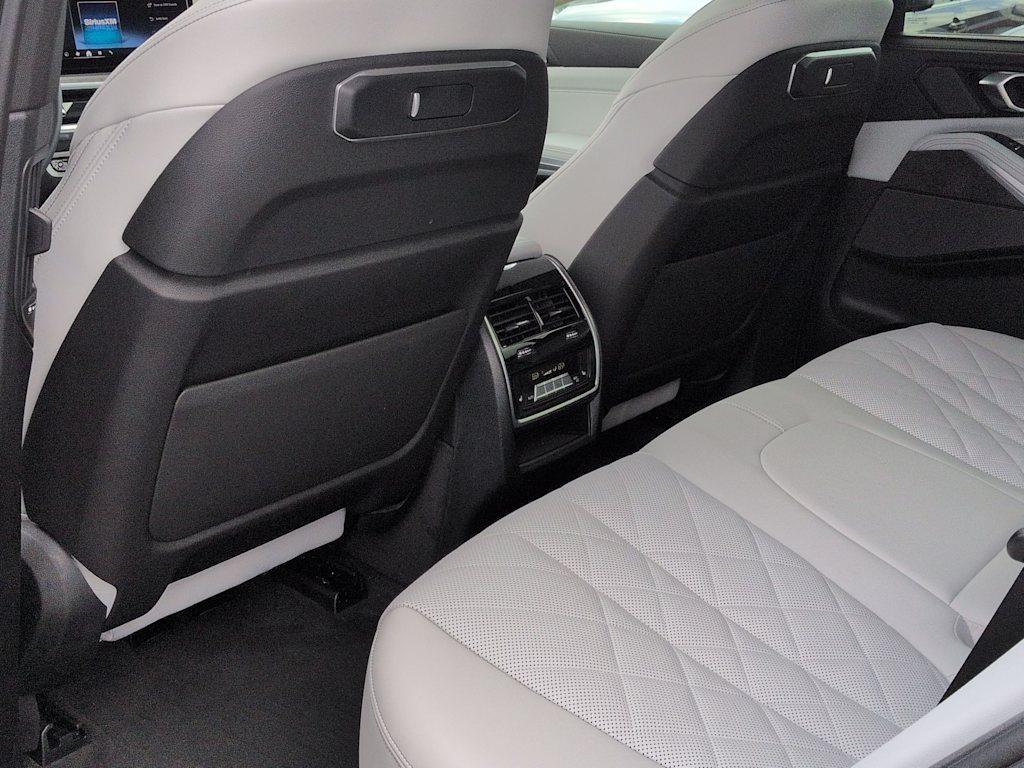 Thumbnail: 2024 BMW X5 - 12